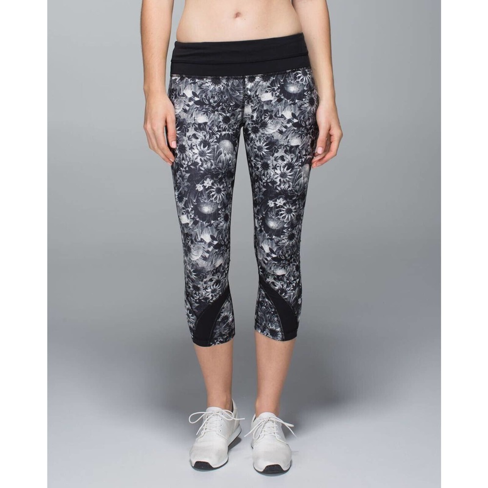 Lululemon Inspire Crop II Luxtreme Flowabunga Black Angel Wing Floral Women Sz 8